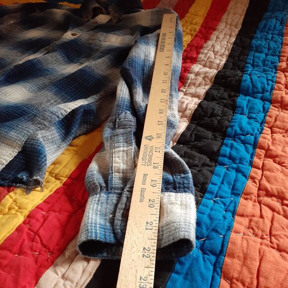 Blue Flannel Shirt Size Small (S) Cropped - Picture 6 of 8